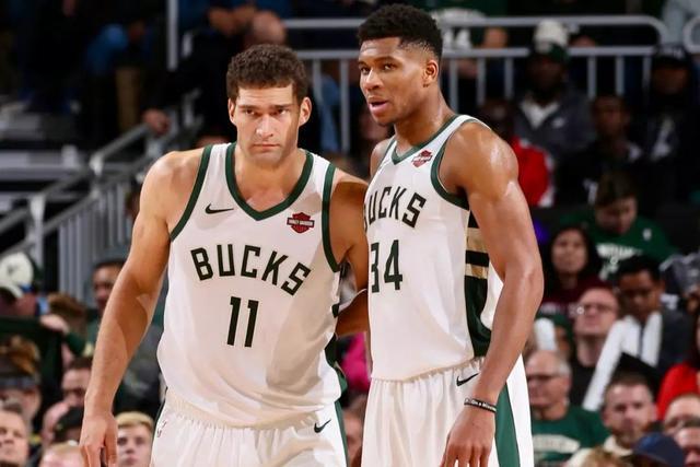  字母哥暴扣统治内线，雄鹿轻取魔术获连胜